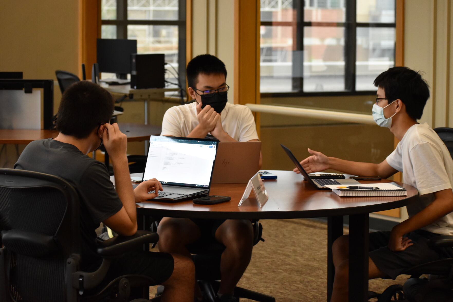 Students studying (with masks)